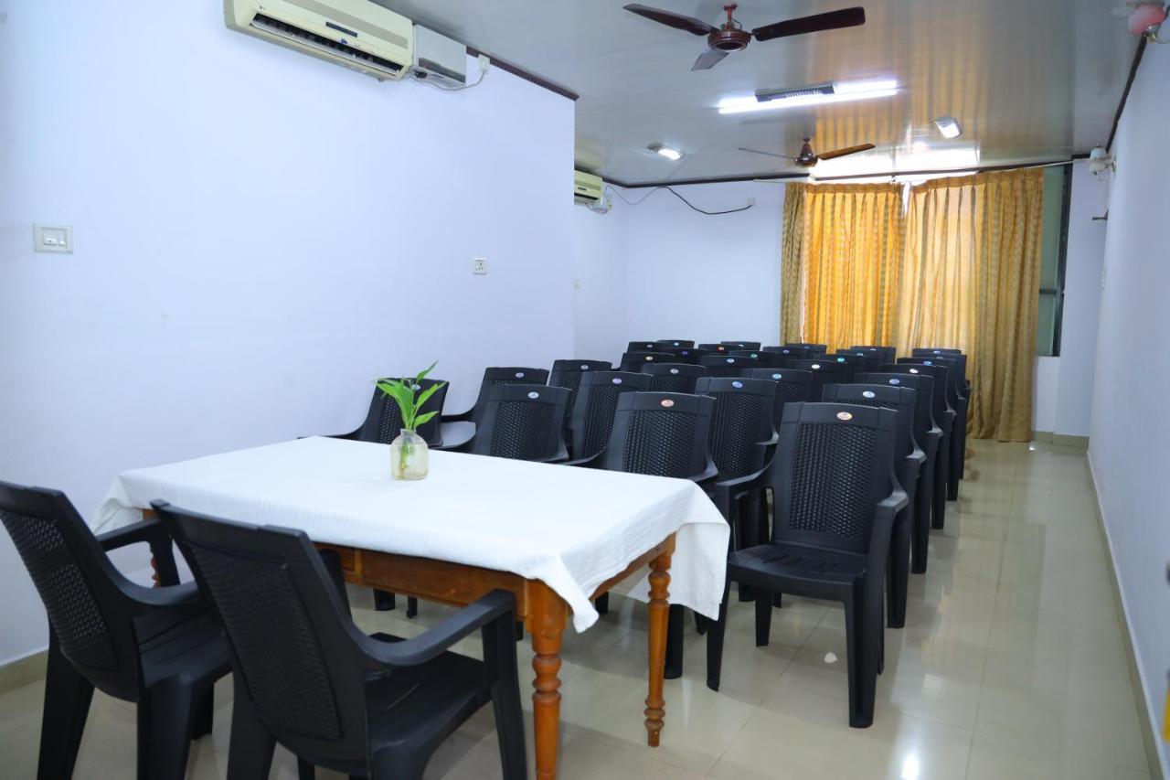 Ambalapulai Ramanilayam Tourist Home מראה חיצוני תמונה